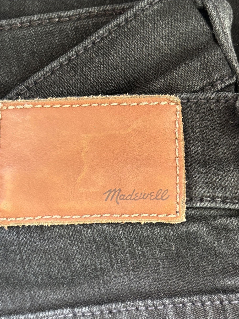 Madewell Ladies Charcoal Black Slim Straight Jeans